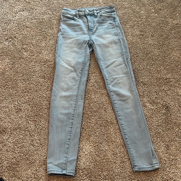 Women's American Eagle Outfitters Super Stretch Red Skinny Jeans Size 2